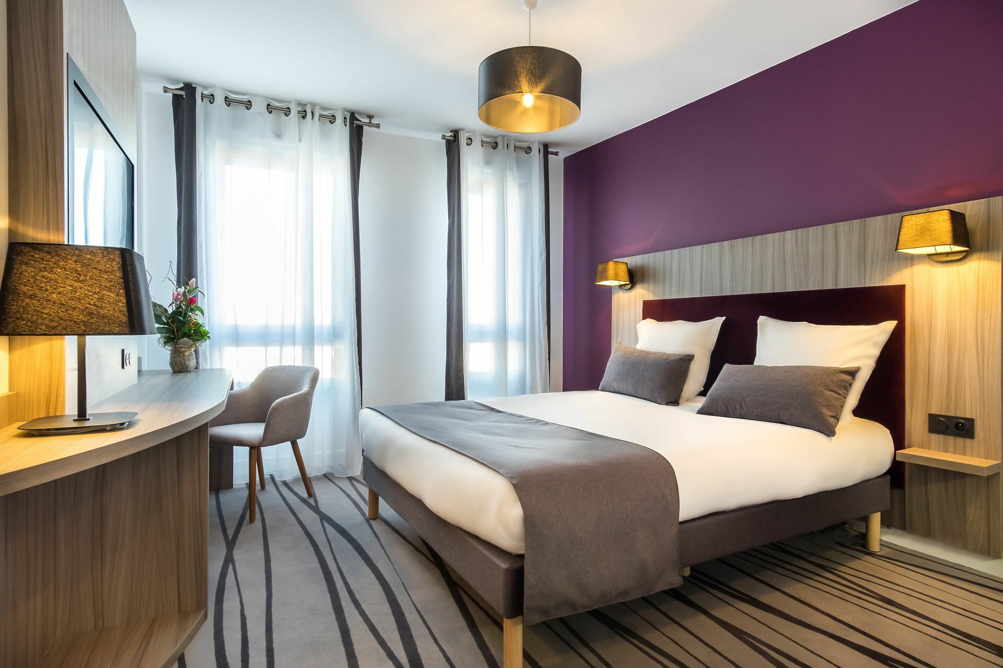 Nemea Appart Hotel Quai Victor Tours Centre Exterior photo